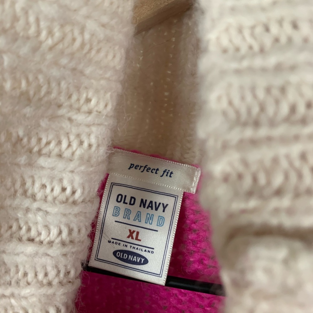 Old Navy - Holiday Sweater - Turtleneck - XL - Picture 8 of 9